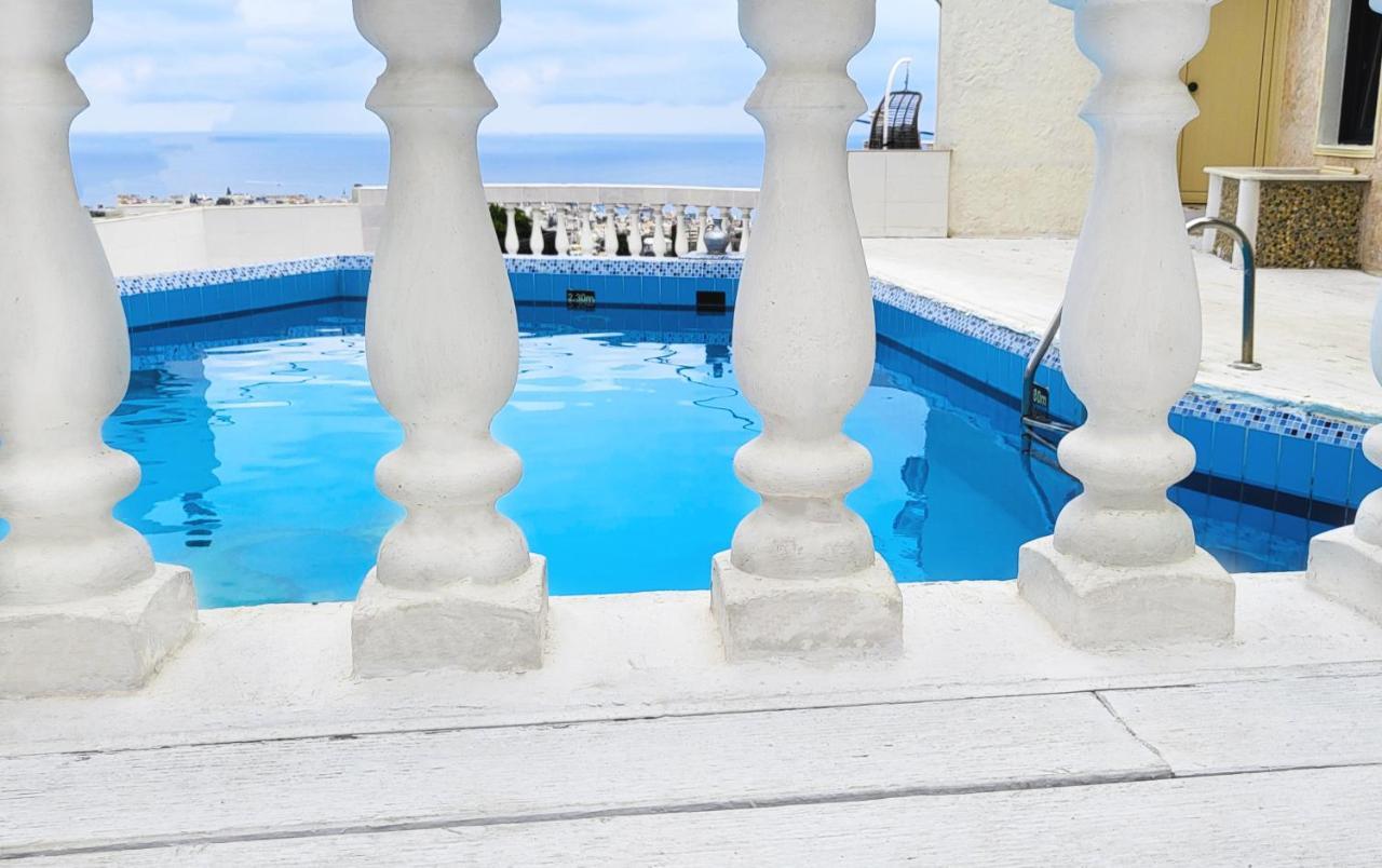 Room In Apartment - Beautiful And Spacious Room Near Cretan Sea Hersonissos  Exterior photo